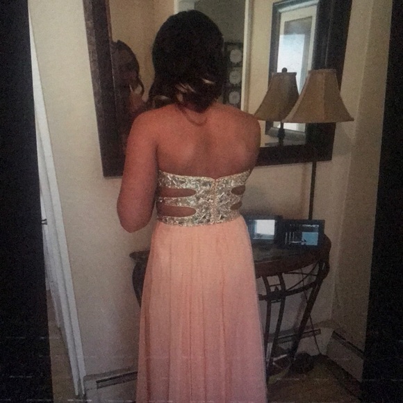 PROM DRESS - Picture 2 of 3